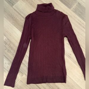 TOPMAN men’s maroon turtle neck sweater